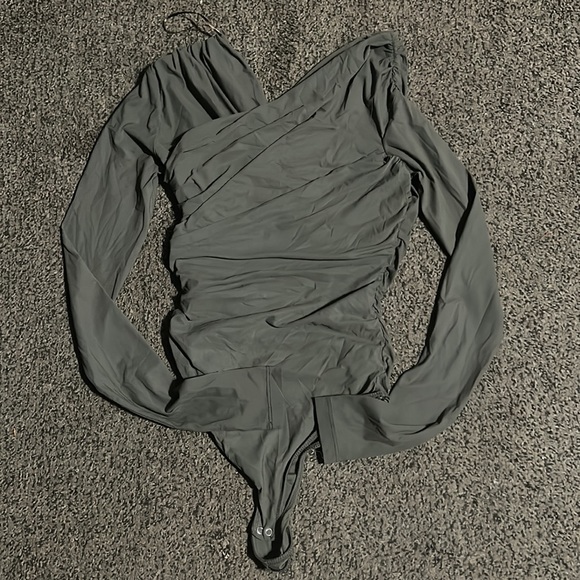 GOLDSIGN - The Fonteyn Bodysuit In Rosette size XS - Picture 4 of 7